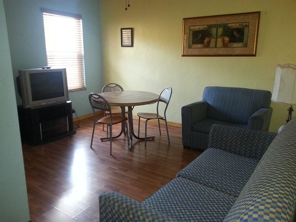 Sea Turtle Resort Hollywood Beach4