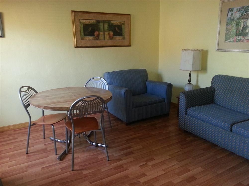 Sea Turtle Resort Hollywood Beach3