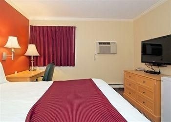 Econo Lodge0