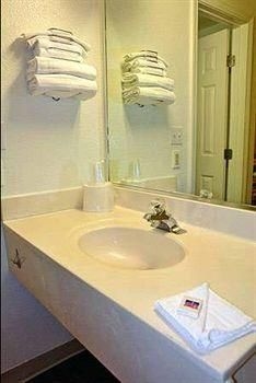 Motel 6 Palm Bay3