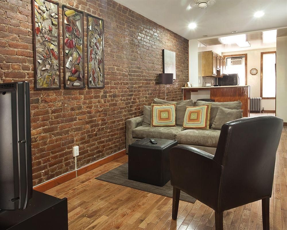 UPPER YORKVILLE SUITES3
