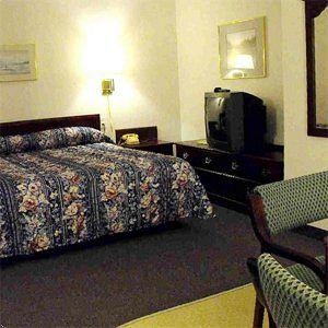 Bluffs Inn And Suites Decorah3