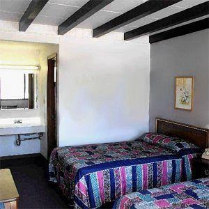 Bluffs Inn And Suites Decorah1