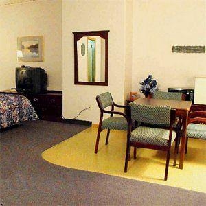 Bluffs Inn And Suites Decorah0
