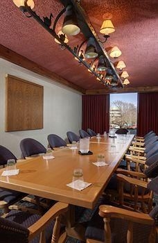 Cabot Lodge Millsaps2