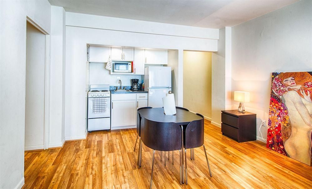 Dupont Circle Apartment3