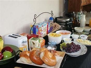 Azure Mountain View0