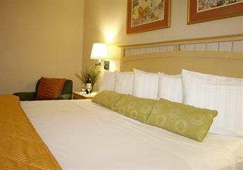 Cabot Lodge Lake City1