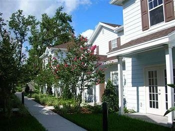 Holiday Villas of Clermont2
