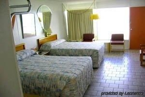 Vancouver Motel3