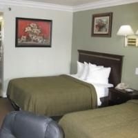 Days Inn Suites3