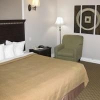 Days Inn Suites2