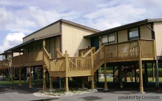River Wilderness Waterfront Villas4