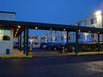 O'Hare Inn & Suites3