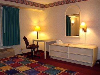 O'Hare Inn & Suites2