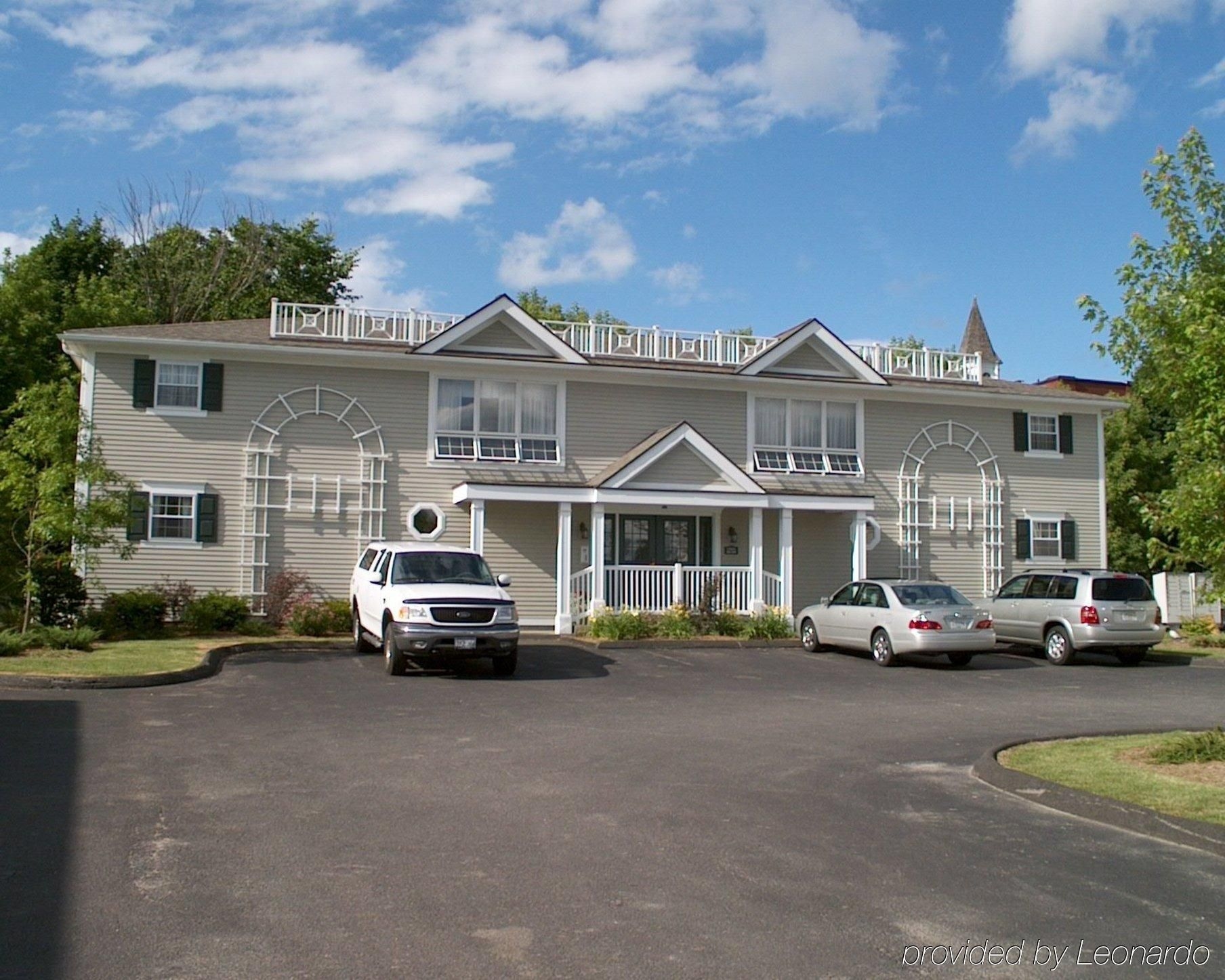 Yankee Suites Extended Stay0