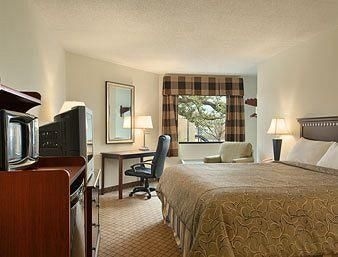Ramada Limited-Biloxi Beach1