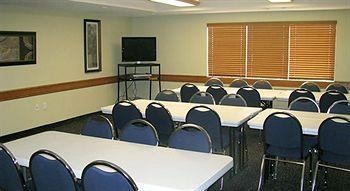 AmericInn Lodge & Suites Lincoln South1