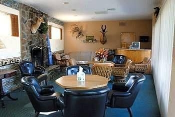 Sierra Lodge3