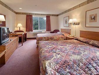 Ramada Limited Tukwila/SeaTac1