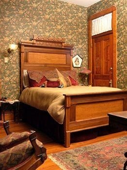 Baker House Bed & Breakfast1