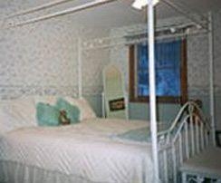 Bears Lair Inn4