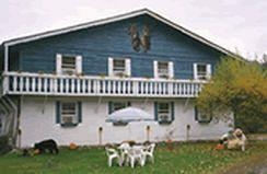 Bears Lair Inn0