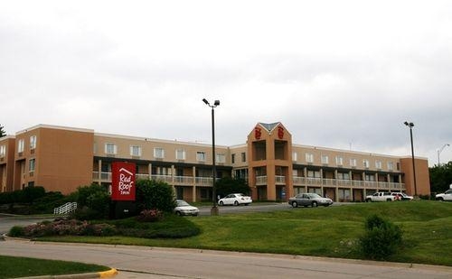 Red Roof Inn Cedar Rapids3
