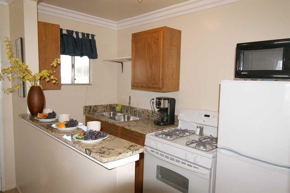 Beachfront Only Vacation Rentals2
