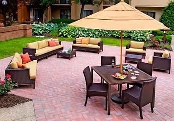 Courtyard Rye1