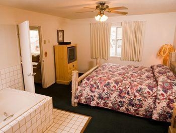Anvil Motel3