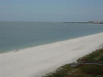 Apollo Beach Resort2