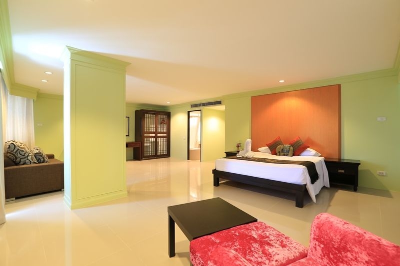 โรงแรมพัทยาเซ็นเตอร์ (Pattaya Centre Hotel)4
