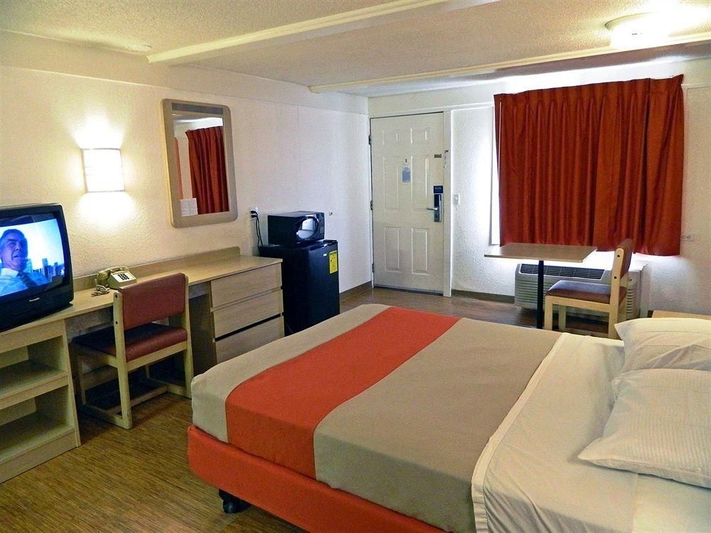 Motel 6 Benton Harbor4