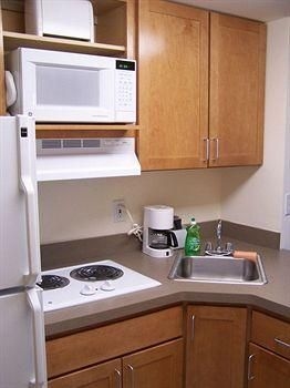 University Inn4