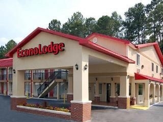 Econo Lodge4