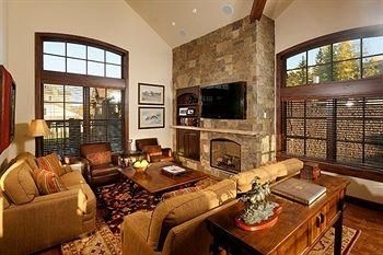SNOWMASS LODGING COMPANY3