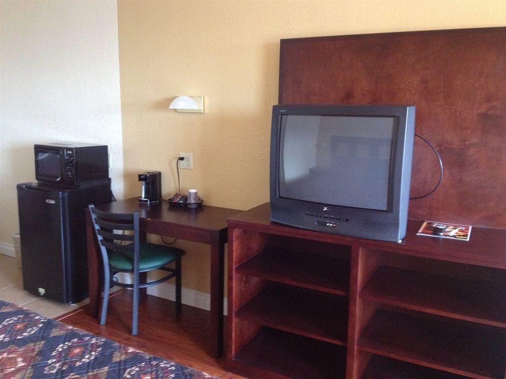 Budget Inn Santa Ana1