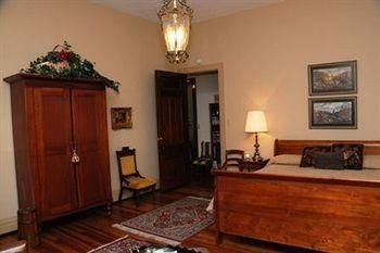 The Bennett House Bed & Breakfast4