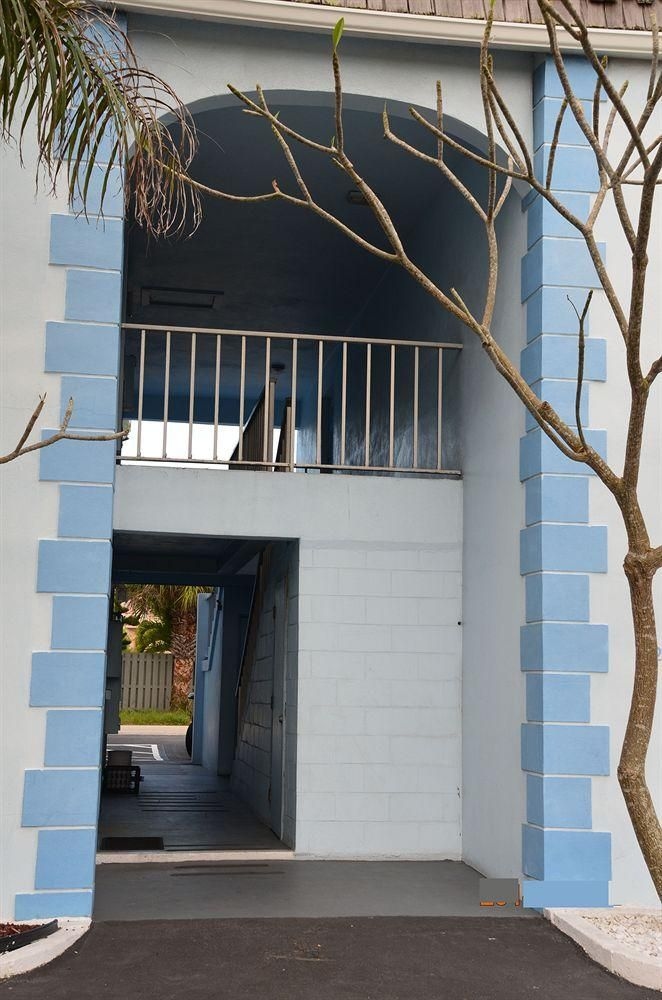 Twins Inn & Apartments1