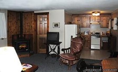Stowe Cabins in the Woods2