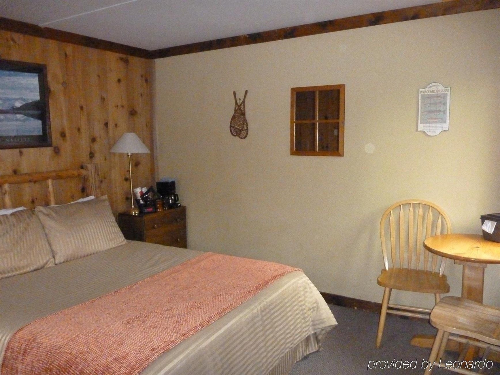 McKinley Creekside Cabins2