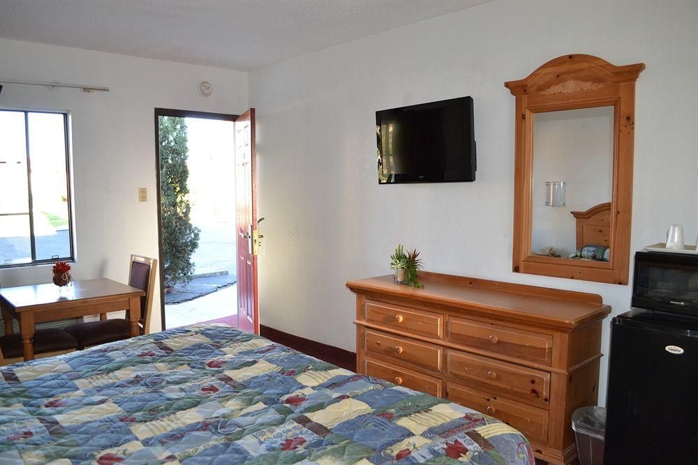 El Rancho Dolores Motel1
