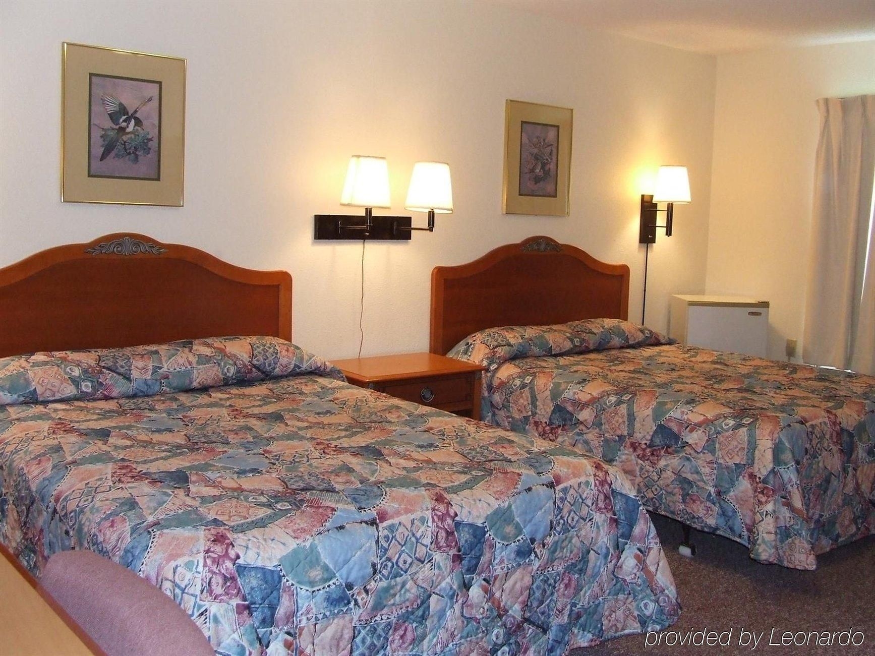 Best Budget Inn4
