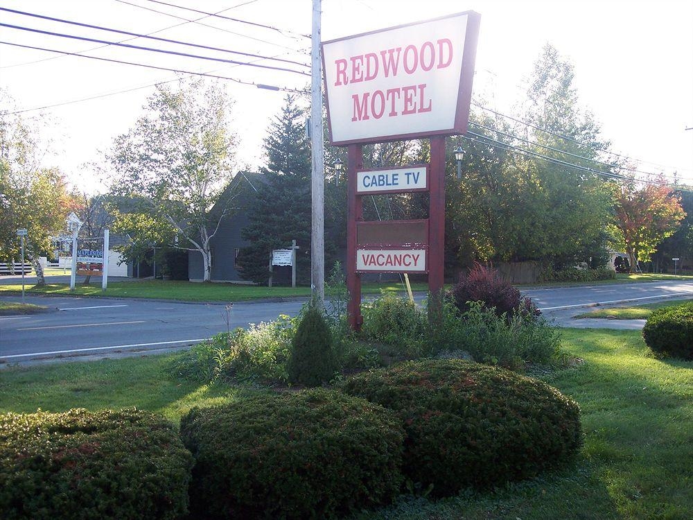 Redwood Motel4