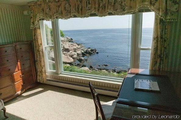 The Quarterdeck Inn By The Sea3