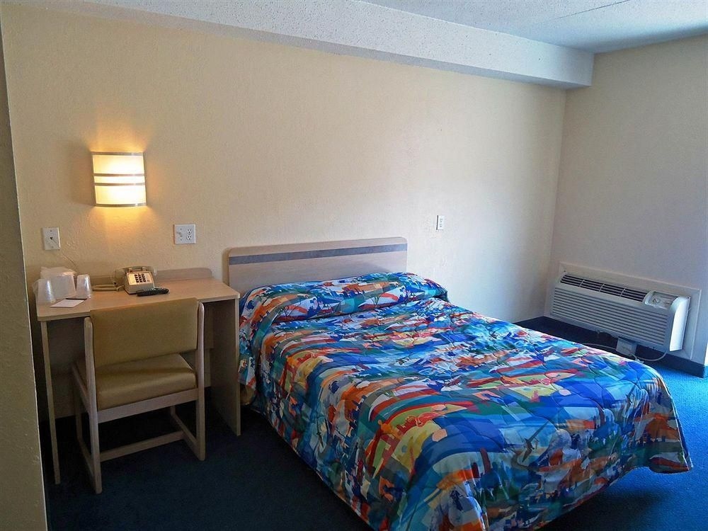 Motel 6 Lewiston3