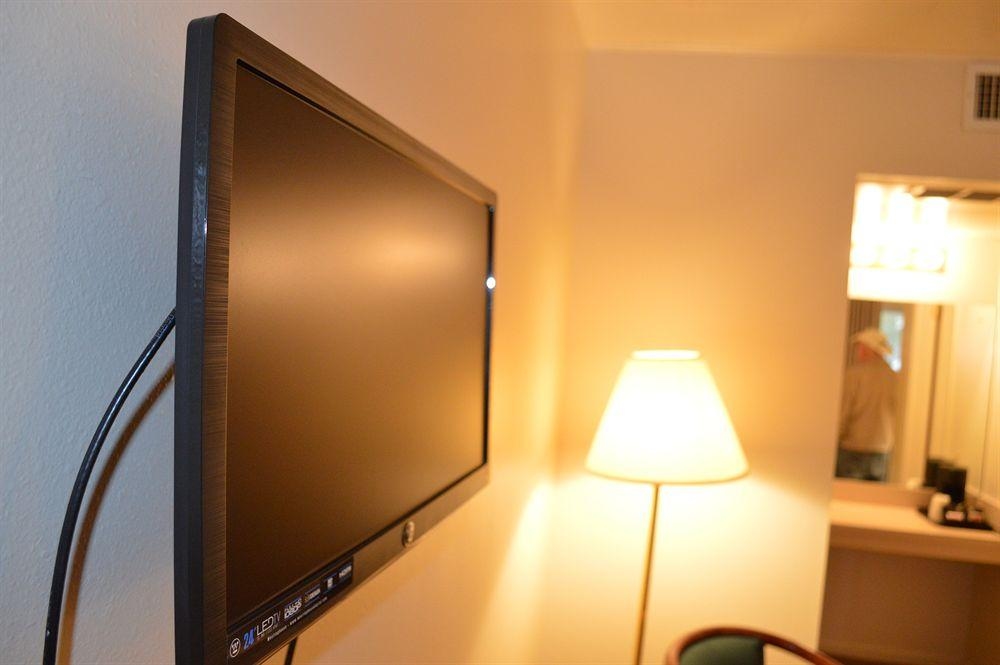 SKYLINE MOTOR INN3