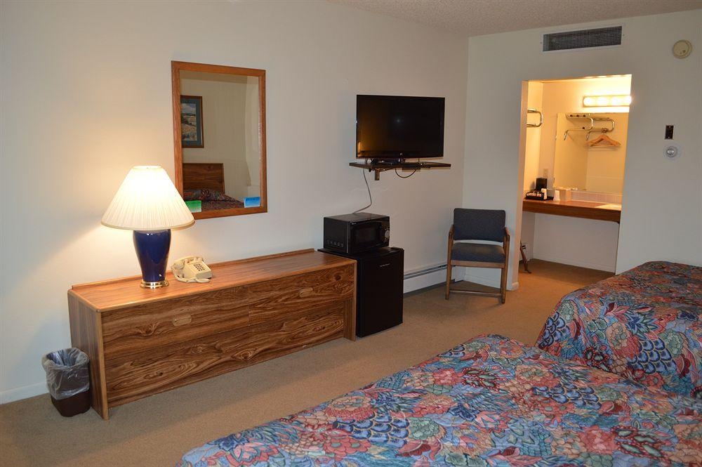 SKYLINE MOTOR INN1