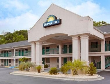 Days Inn Rincon1